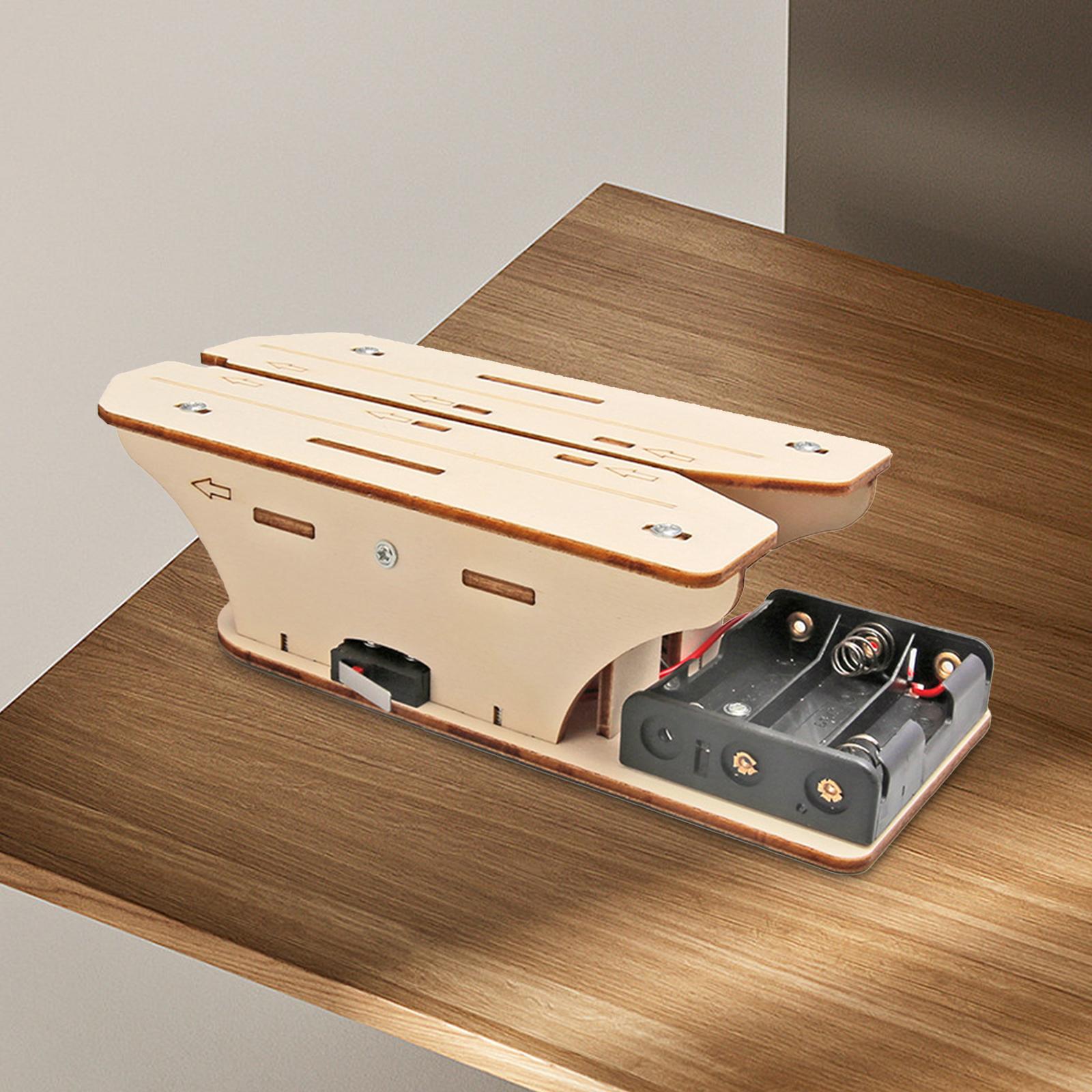 Avião de papel lançador cérebr - Solar System Model avaliação e preço